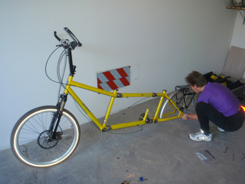 Terry is mounting the rear rack.